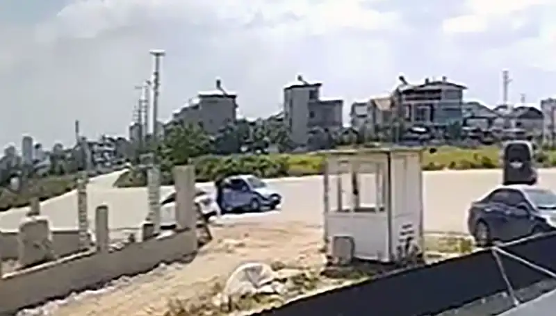 Park Halindeki Otomobillerden 450 Bin Lira Çalan Çete Yakalandı!