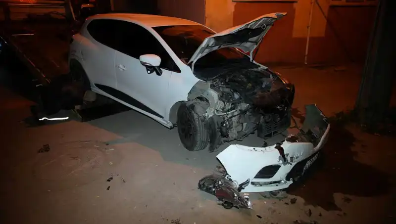 Alkollü Sürücünün Dehşeti: 5 Araca Çarparak Kaçtı!
