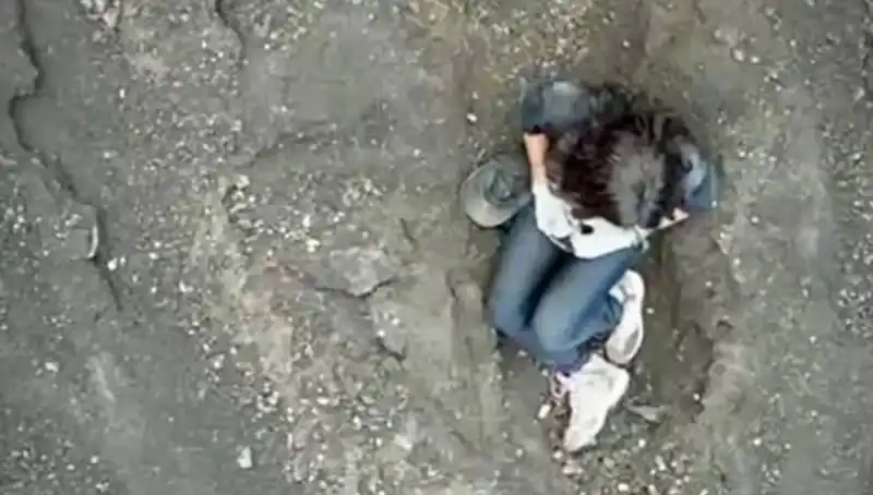 Yanardağın Derinliklerinde Kaybolan Turist, Dört Gün Sonra Acı Haberi Getirdi