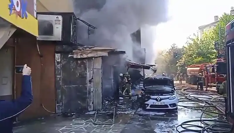 Ümraniye’deki Hediyelik Eşya Dükkanında Korkutan Yangın: Detaylar Ortaya Çıktı