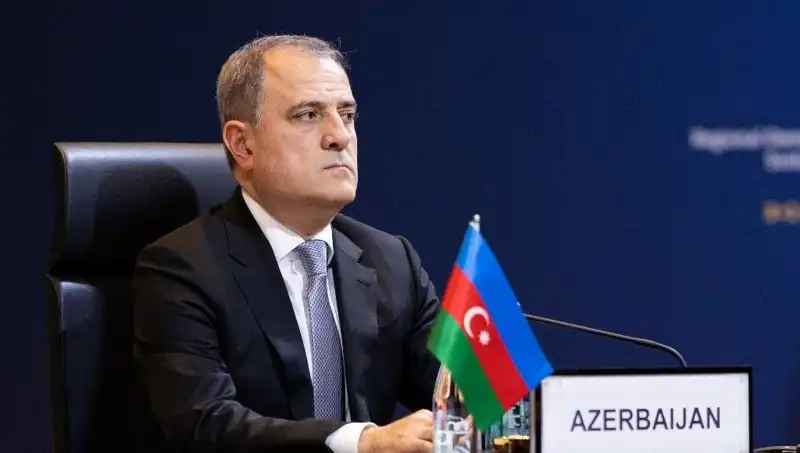 Azerbaycan ve Ermenistan'dan Tarihi Anlaşma: Barış Süreci Hız Kazandı