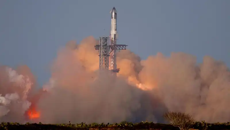 SpaceX’in Starship'i Uzayda Yeni Bir Dönüm Noktası Yakaladı