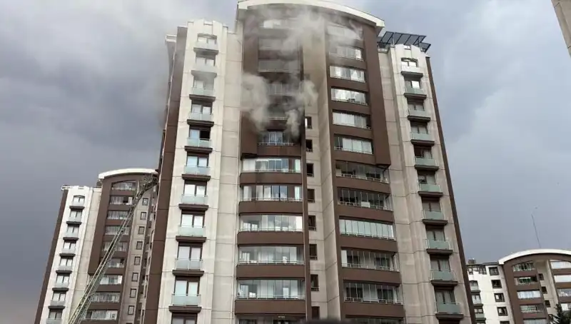 Ankara'da 14 Katlı Binada Yangın: Sıcak Gelişmeler ve Son Durum