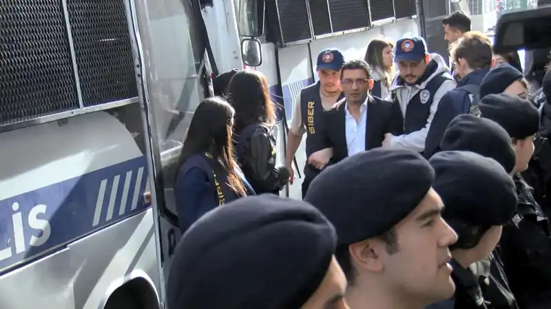 Flash Haber TV'ye El Koyan Payfix Operasyonunda 29 Şüpheli Adliyeye Sevk Edildi
