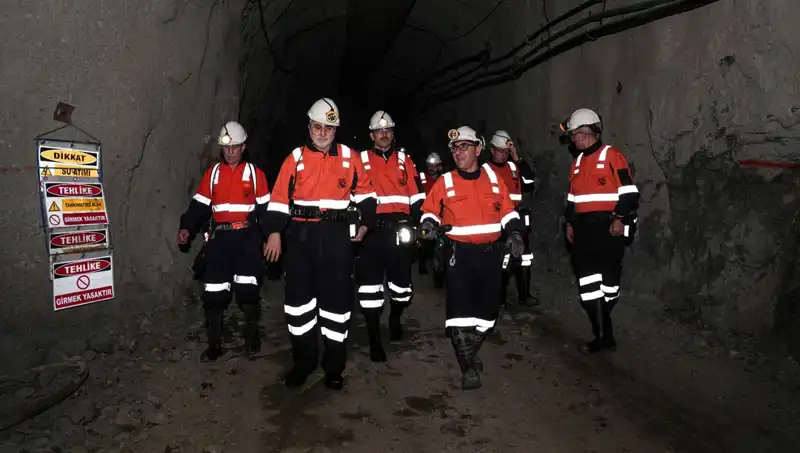 Altın Madeni Geçmişini Yeniden Yazacak: Bakan Işıkhan İnişiyle Yeni Dönem Başlıyor!