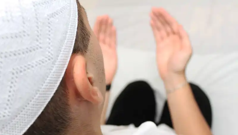Seferi Namazı: Nasıl Kılınır ve Kaç Rekattır?