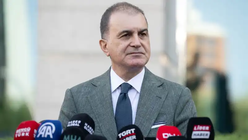 Ömer Çelik'ten Özel'e Sarsıcı Tepki: Demokratik Alan Tehdidi Yok Hükmündedir