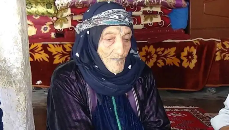 Türkiye'nin En Yaşlı Kadını 131 Yaşında Hayatını Kaybetti: Anılar ve Mirası
