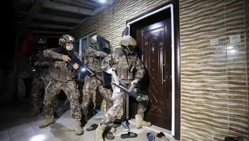 Suç Dünyasına Darbe: 6 Örgüte Ağız Sulandıran 158 Gözaltı!