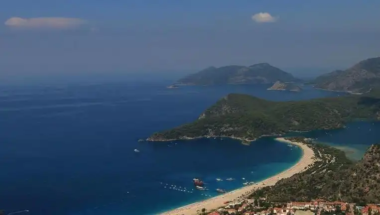 Atina'da Deniz Planlama Tartışmaları Derinleşiyor: Tepkiler Çığ Gibi Büyüyor