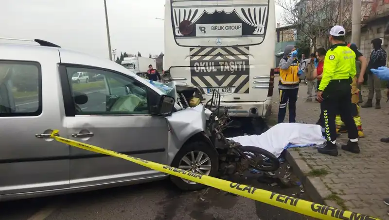 Manisa'da Feci Kaza: Hayatını Kaybeden Bir Genç, Bir Yaralı