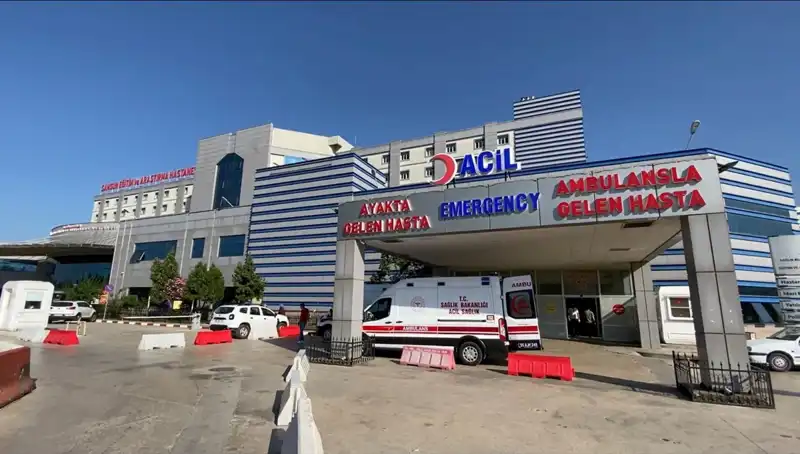 225 İşçi Tavuktan Zehirlenerek Hastaneye Yatırıldı, Hepsi Taburcu Oldu!