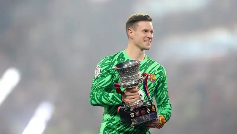 Barcelona'nın Kalesi: Ter Stegen Sakatlıktan Dönüyor, Taraftarlar Heyecanlı!