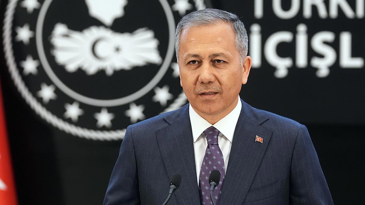 Yerlikaya: Yılbaşında 309 bin 819 kolluk görevde