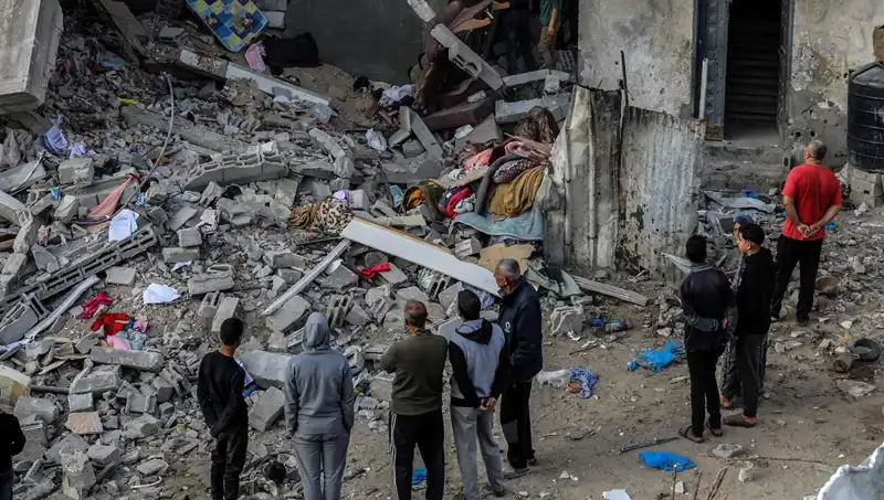 İsrail'in Gazze Saldırıları: 13 Filistinli Hayatını Kaybetti