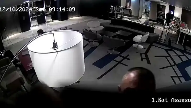 İBB Yolsuzluk Soruşturmasında Kameralar Neden Bantlanıyor?