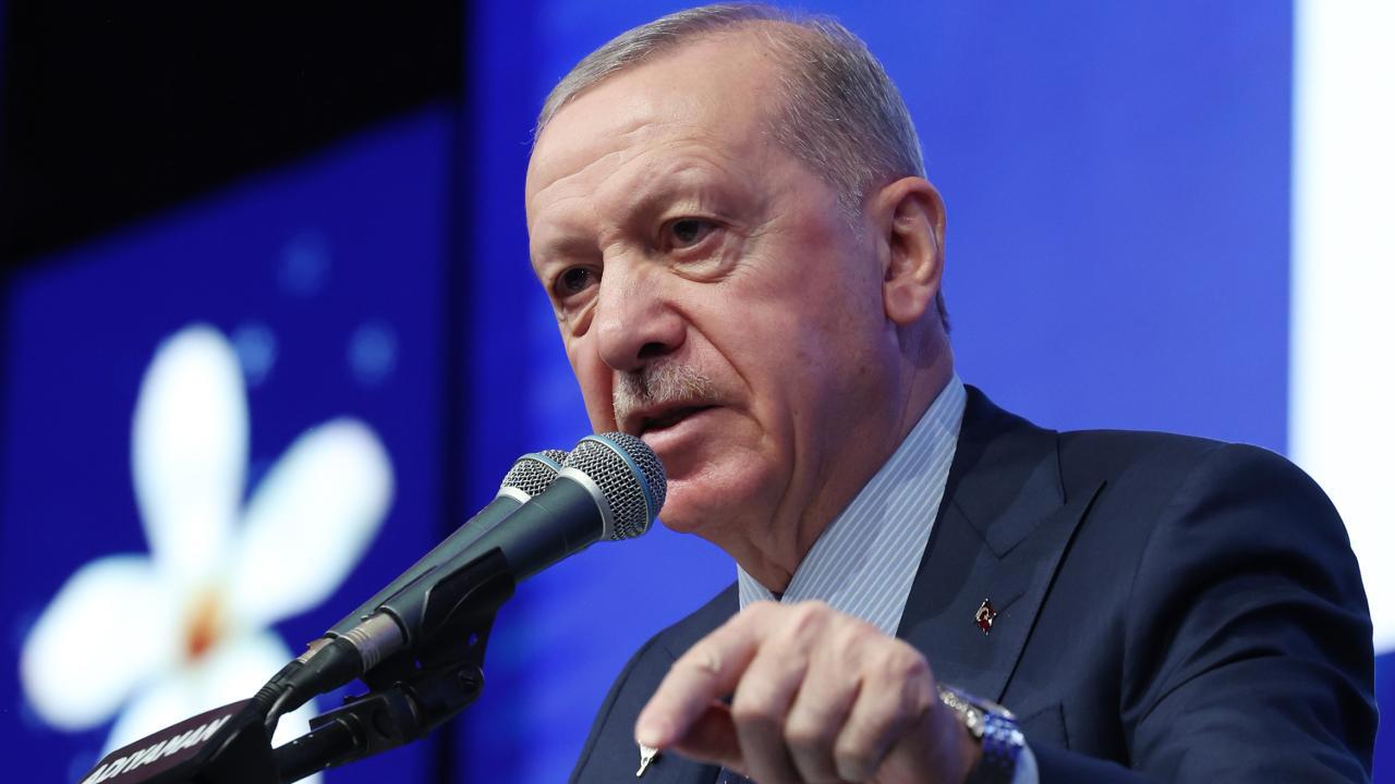 Cumhurbaşkanı Erdoğan: Depremzedelerin Yanındayız