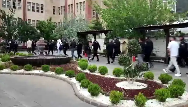 200 Milyon Liralık Vurgun Operasyonu: 16 Suspect Gözaltına Alındı!