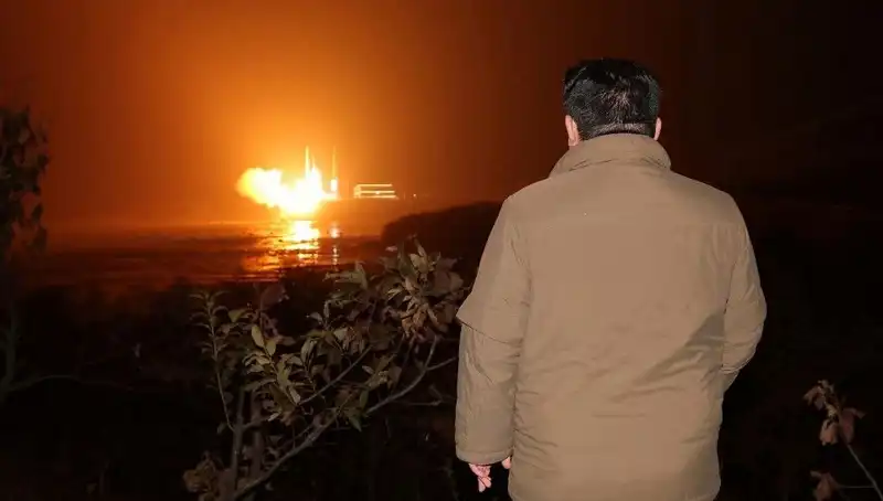 Kuzey Kore Silah Harcamalarının Bedelini Kim Ödüyor? İşte Yanıtı!