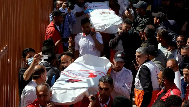 İsrail Katliamının Perde Arkasındaki Gerçek: Hayat Kurtaranlar Neden Kurban Oldu?