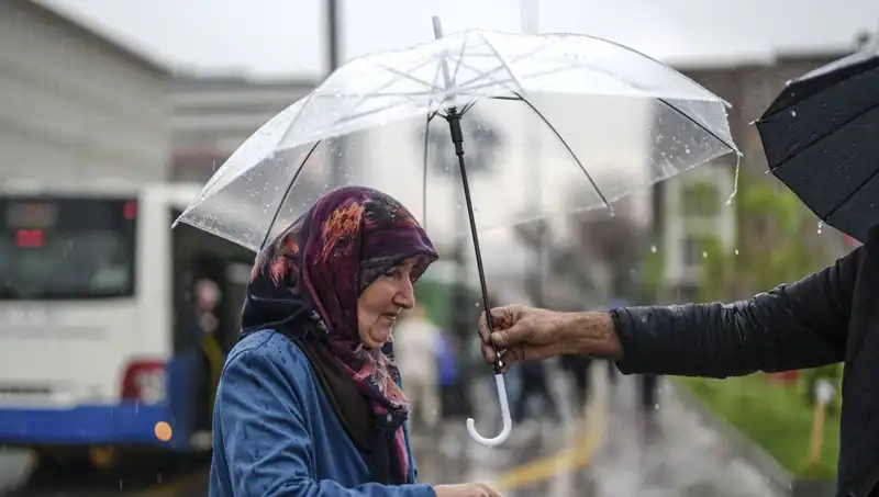Türkiye Geneli İçin Uyarı: Gök Gürültülü Sağanak Yağışlar Geliyor!