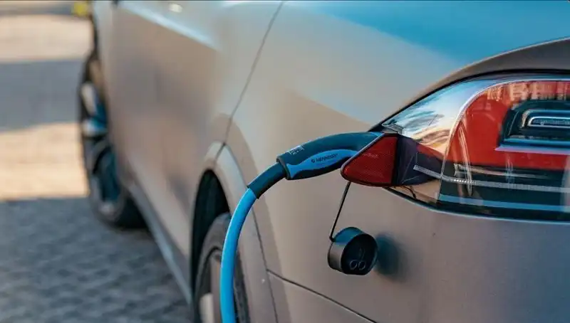 Elektrikli Araç Satışlarında Rekor Kırıldı: 6 Ayda 9.1 Milyon Satış