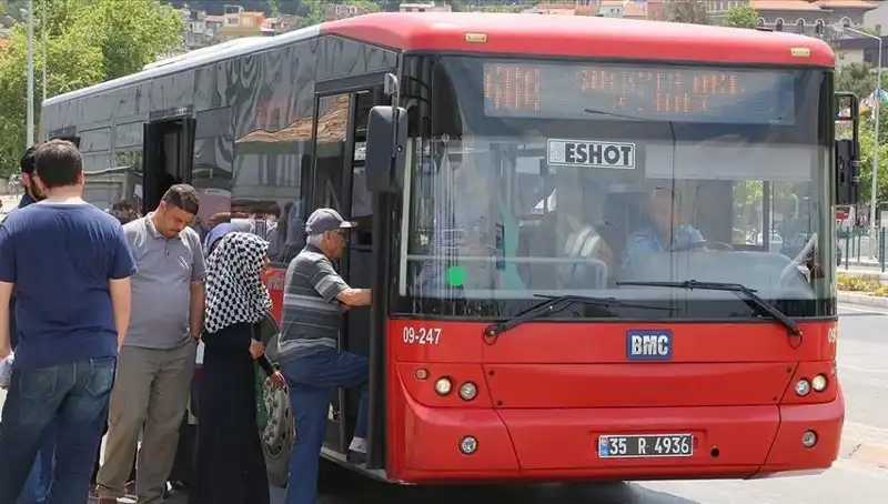 İzmir'de Öğrenci İndirimine İhtiyaç Duyulan 30 Yaş Sınırıyla Ceza Uygulaması!