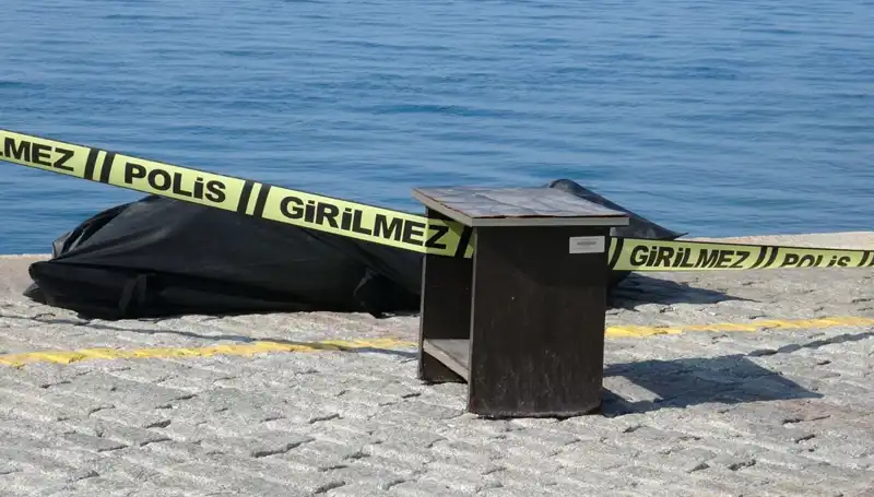 Akdeniz’in Falezlerinde Gizemli Bir Erkek Cesedi Bulundu