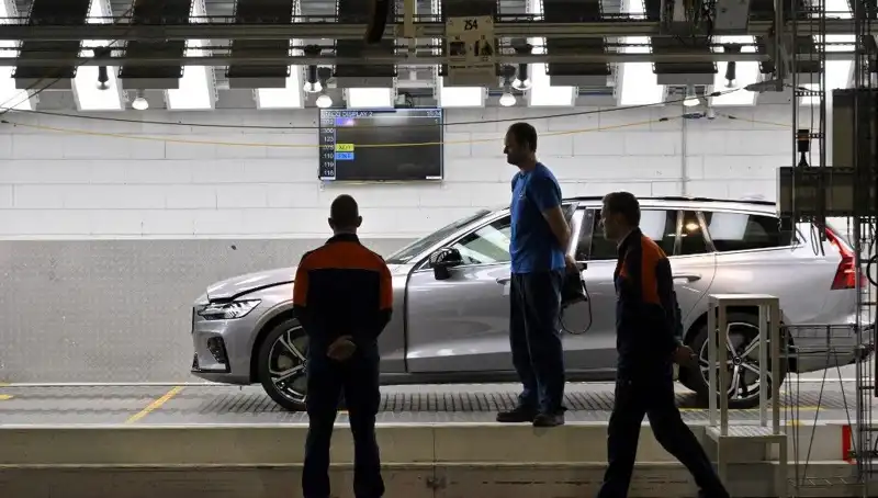 Volvo, Birçok Modelinin Satışını Durduruyor: Sebepleri Neler?
