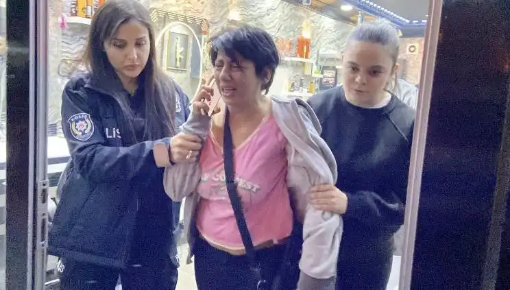 Kadının Polise "Köpek" Diyerek İtme Olayı: Yasal Süreç Başlatıldı