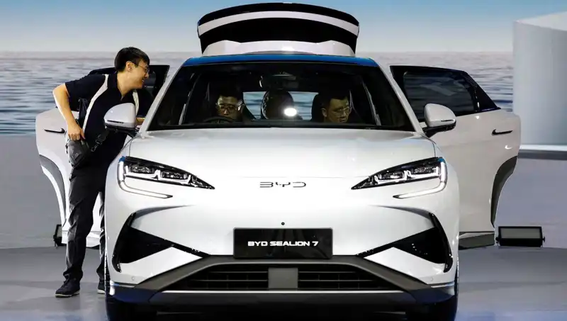 BYD, Tesla’yı Geçti: Elektrikli Araç Satışları 100 Milyar Doları Aştı