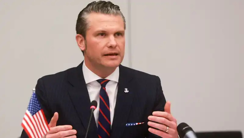 İran’a Yönelik Tehdit: Hegseth’in Açıklamaları Uluslararası Gündemde