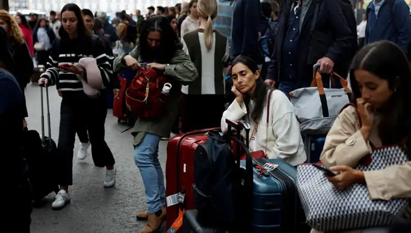 İspanya'da Kablo Hırsızlığı: Tren Yolcuları Mahsur Kaldı, Olay Büyüyor!