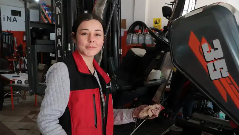 Sanayinin Tek Kadın Çalışanı: Melike Hanım'ın İnanılmaz Yolculuğu