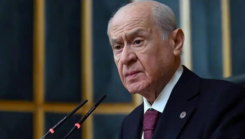 Bahçeli'den CHP'ye Sert Tepki: Sırrı Bey'e Haksızlık Yapıldı!