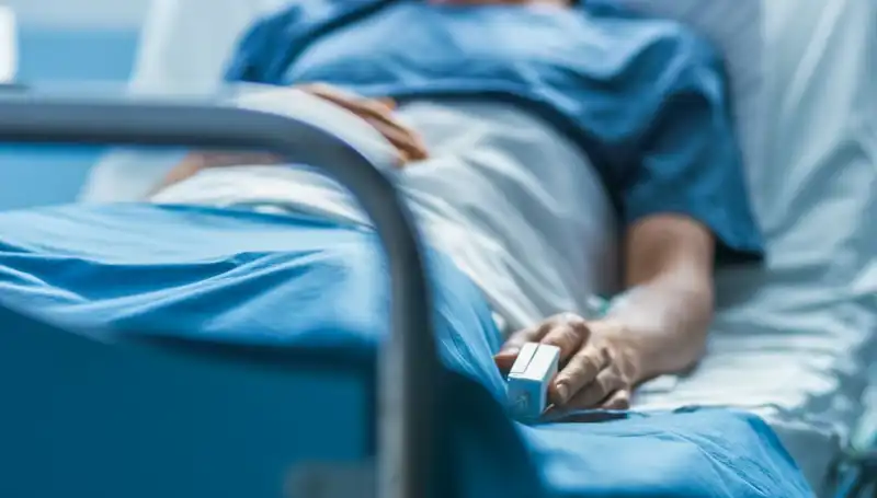 10 Yıldır Besin Alamayan Kadının Korkunç Hikayesi: 24 Yaşında Hayatıyla Yüzyüze Geliyor