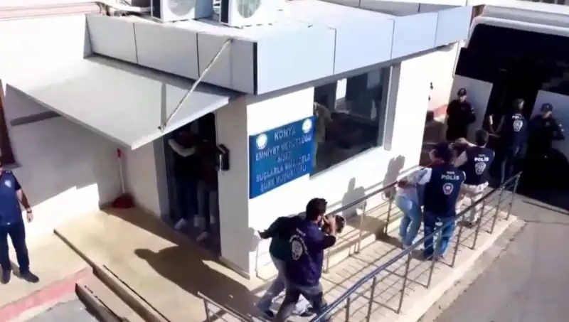 10 İlde Gerçekleştirilen Dev Dolandırıcılık Operasyonunda 13 Kişi Tutuklandı
