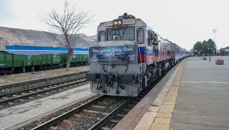 Van-Tahran Tren Seferleri Başladı: Doğu İlişkilerini Güçlendiren Yeni Fırsatlar