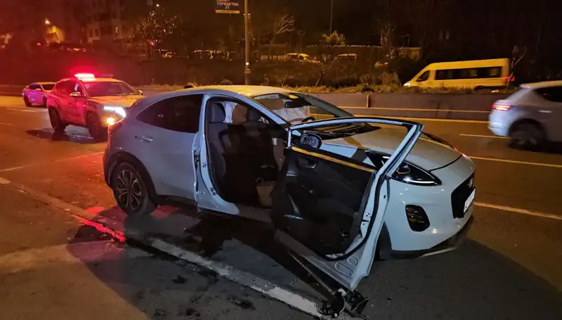 Bayrampaşa'da Zincirleme Kaza: 2 Can Kaybı, 4 Yaralı ve Hayat Durdu!