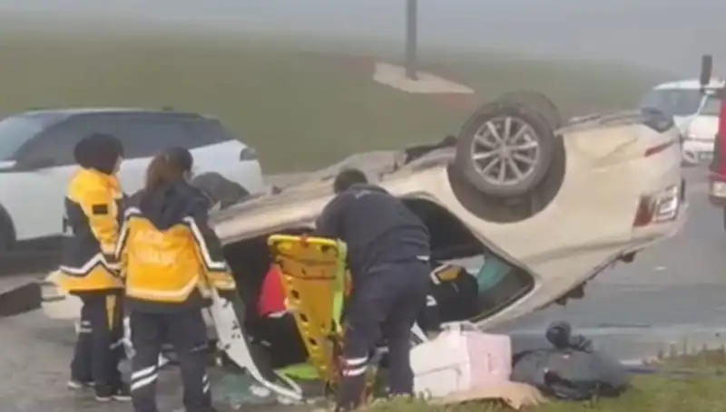Sakarya'da Trafik Kazası: Hayatını Kaybeden Kişi ve Yaralılar