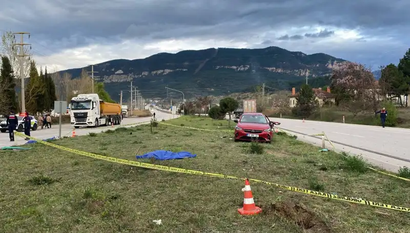 Karabük'te Ani Kaza: Aile Toplumunu Sarsan Trafik Feci İntihar