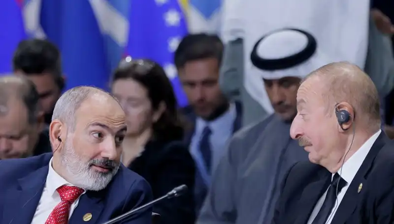 Azerbaycan ve Ermenistan Liderleri Barış İçin Tarihi Buluşma Gerçekleştiriyor
