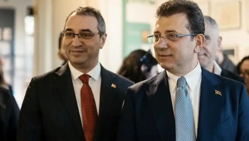 Mahir Polat Hastaneye Kaldırıldı: Neler Oluyor?
