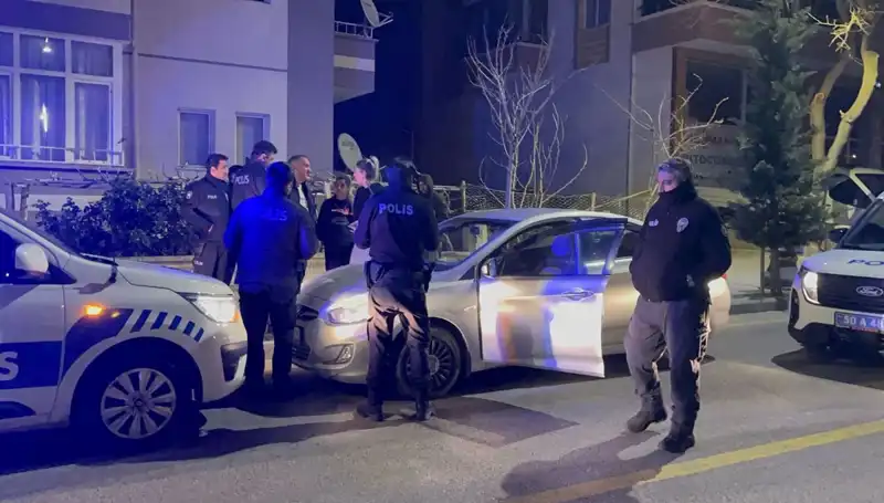Polisten Kaçarken Bir Geceyi İkilikle Geçiren Ehliyetsiz Sürücü