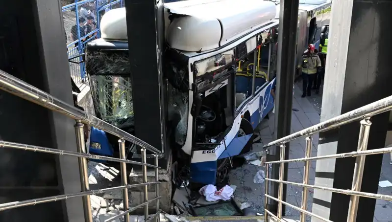 Ankara’da Belediye Otobüsü Kaza Yaptı: 27 Yaralı