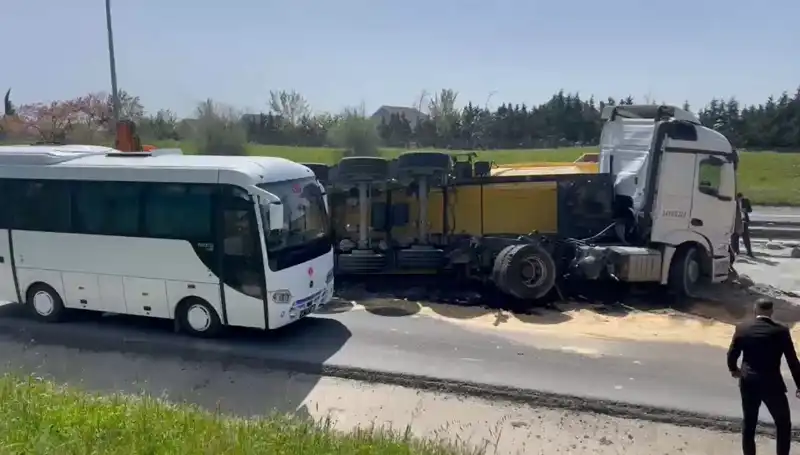 Büyükçekmece'de Korkutucu Trafik Kazası: Yol 3 Saatliğine Kapandı