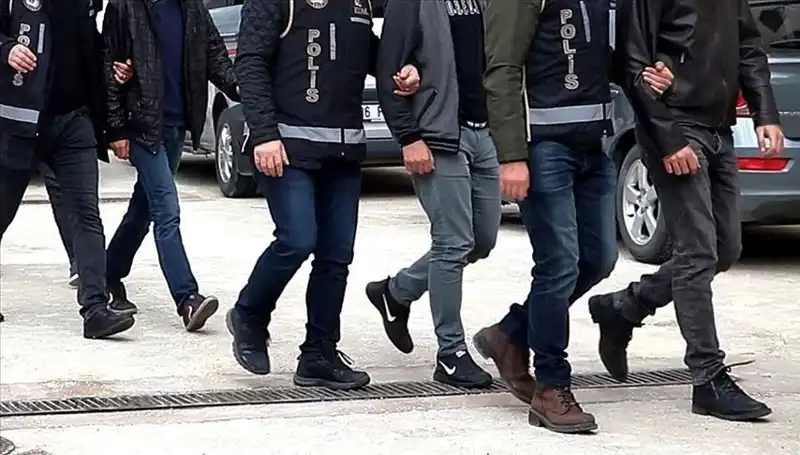 Ankara ve Antalya'da Fuhuş Çetesi Çökertildi: 20 Şüpheli Yakalandı