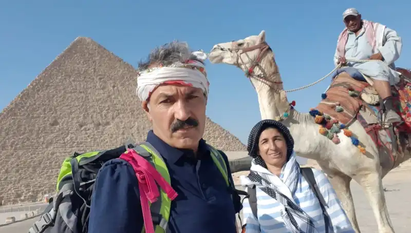 Şırnaklı Çiftin İnanılmaz Yolculuğu: İnek Masraflarını Aşarak 6 Kıtada 40 Ülke